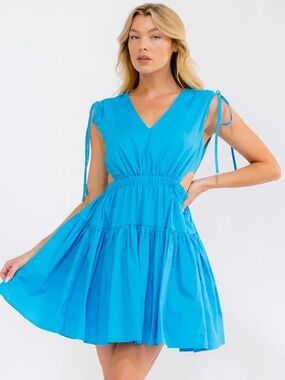PEACH LOVE SLEEVELESS V-NECK SIDE CUT OUT MINI DRESS TURQUOISE MEDIUM